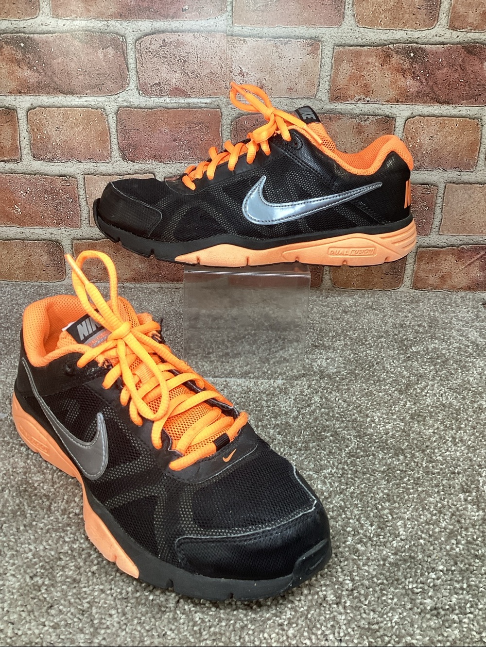 Nike Dual Fusion TR III athletic training shoes